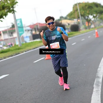 Runner Photo 4946459