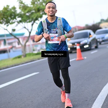 Runner Photo 4946674