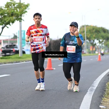 Runner Photo 4946697