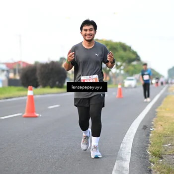 Runner Photo 4946737