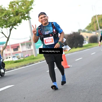 Runner Photo 4946774