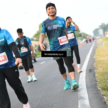 Runner Photo 4946815
