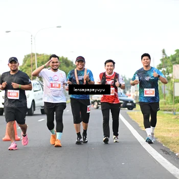 Runner Photo 4946883