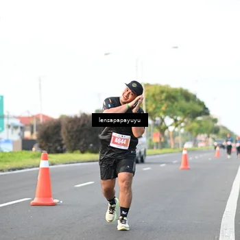 Runner Photo 4946984