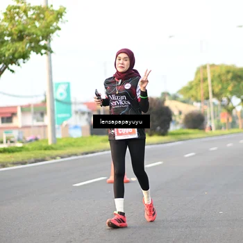 Runner Photo 4947213