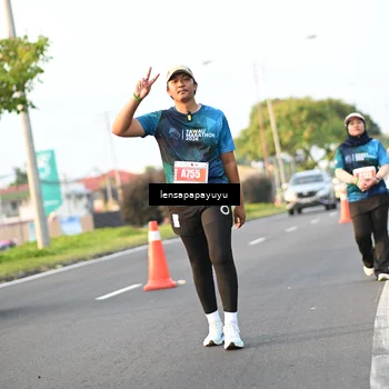 Runner Photo 4947246