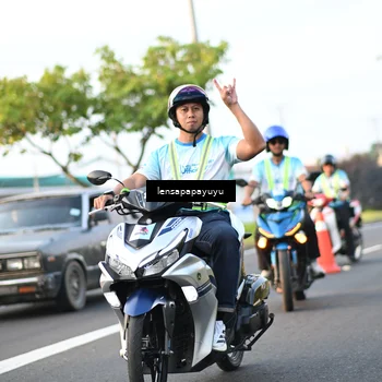 Runner Photo 4947315