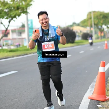 Runner Photo 4947372