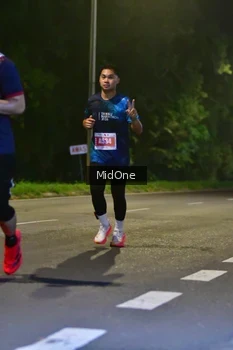 Runner Photo 4948529