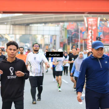 Runner Photo 4948703