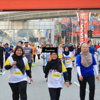 Runner Photo 4948725