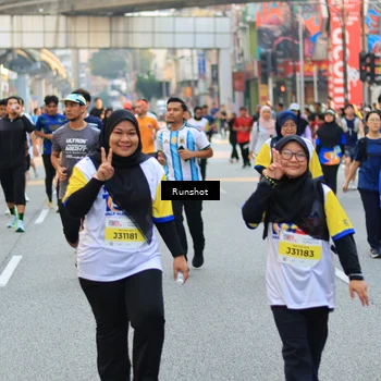 Runner Photo 4948735