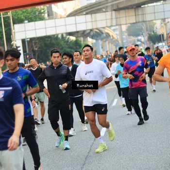 Runner Photo 4948787