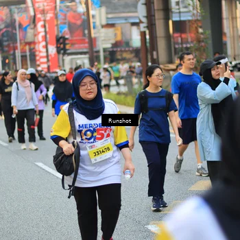Runner Photo 4948797