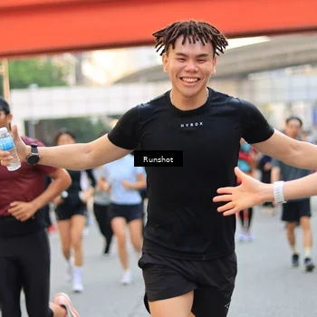 Runner Photo 4948903