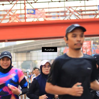 Runner Photo 4949008
