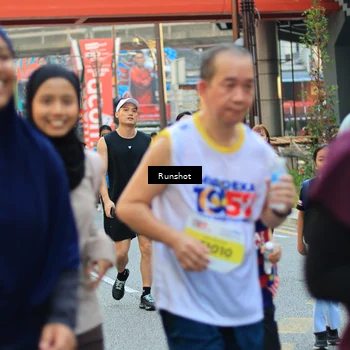 Runner Photo 4949064