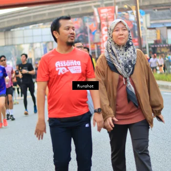 Runner Photo 4949124