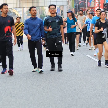 Runner Photo 4949314