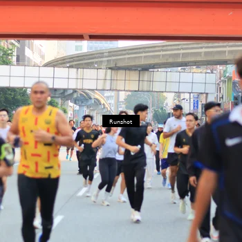 Runner Photo 4949416