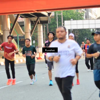 Runner Photo 4949485