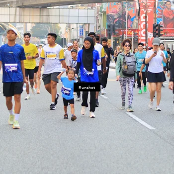 Runner Photo 4949511