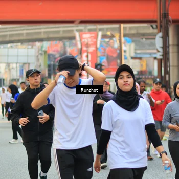 Runner Photo 4949515