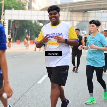 Runner Photo 4949530