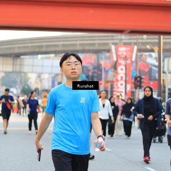 Runner Photo 4949623