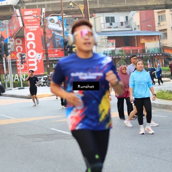 Runner Photo 4949627