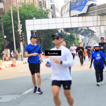 Runner Photo 4949637