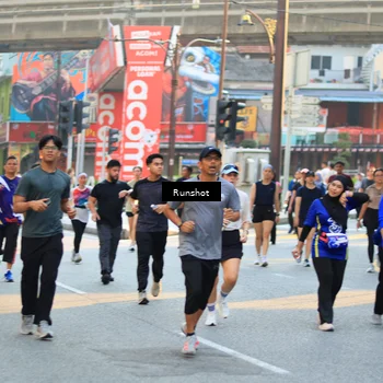 Runner Photo 4949663