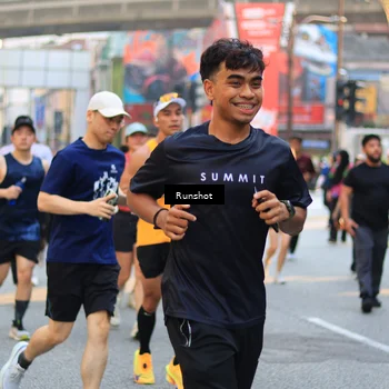 Runner Photo 4949691