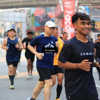 Runner Photo 4949694