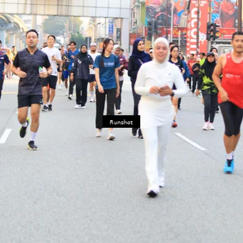 Runner Photo 4949708