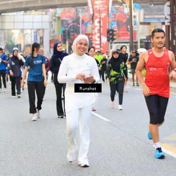 Runner Photo 4949743