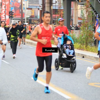 Runner Photo 4949765