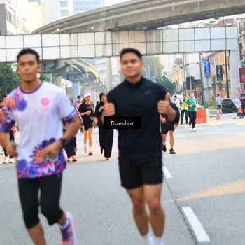 Runner Photo 4949858