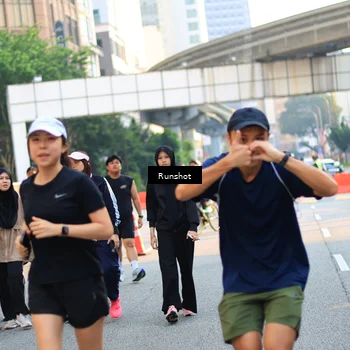 Runner Photo 4949884