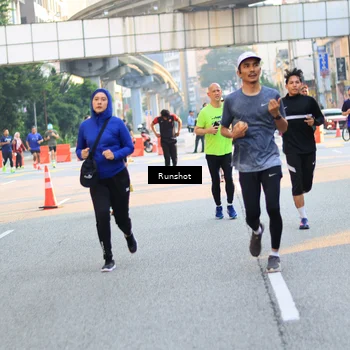 Runner Photo 4949943