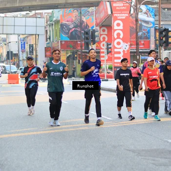 Runner Photo 4949972