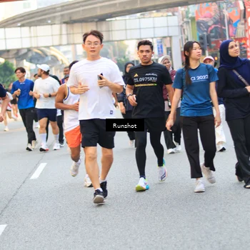 Runner Photo 4949975