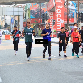 Runner Photo 4949984