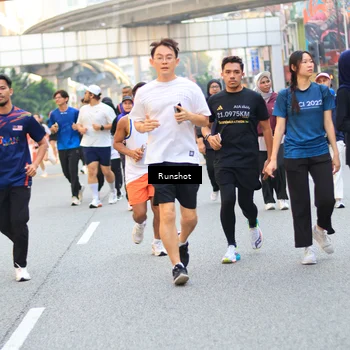 Runner Photo 4949987