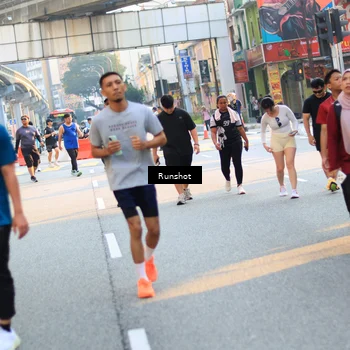 Runner Photo 4950047