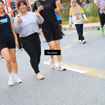 Runner Photo 4950245
