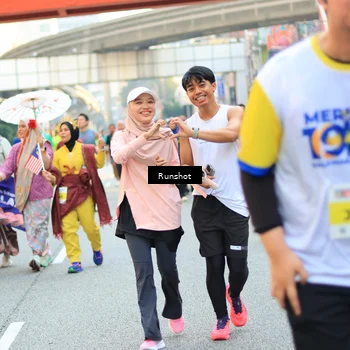 Runner Photo 4950311