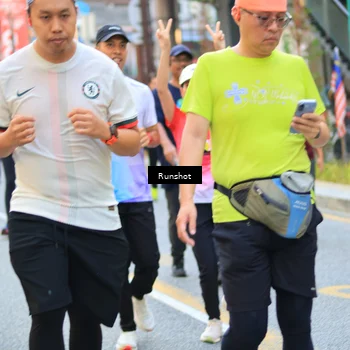 Runner Photo 4950393