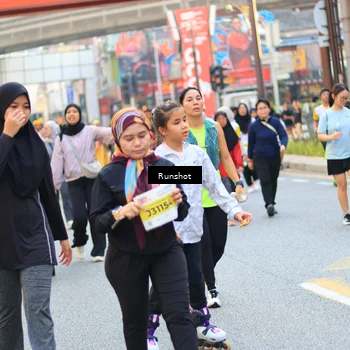 Runner Photo 4950409