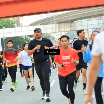 Runner Photo 4950447